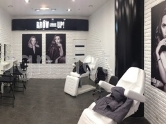 Brow up & Make up