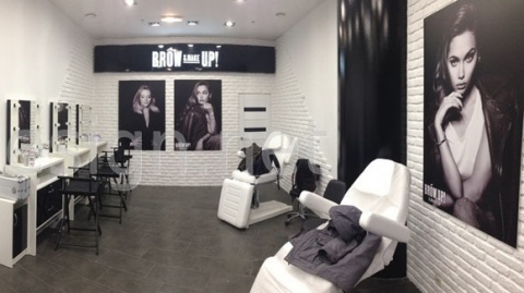 Brow up & Make up